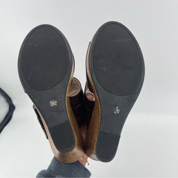 Liz Claiborne Women’s Brown Faux Leather Slip-On Platform Wedge Sandals Size 9 - Picture 13 of 16